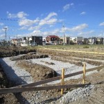 根掘り・砂利転圧工事中